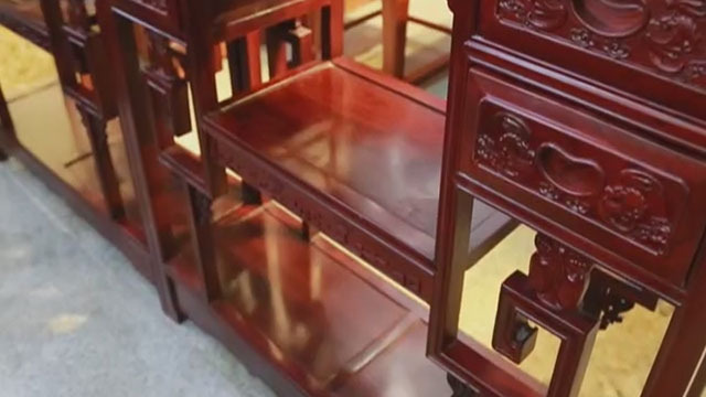 《快乐生活一点通》20171227红木家具如何挑选
