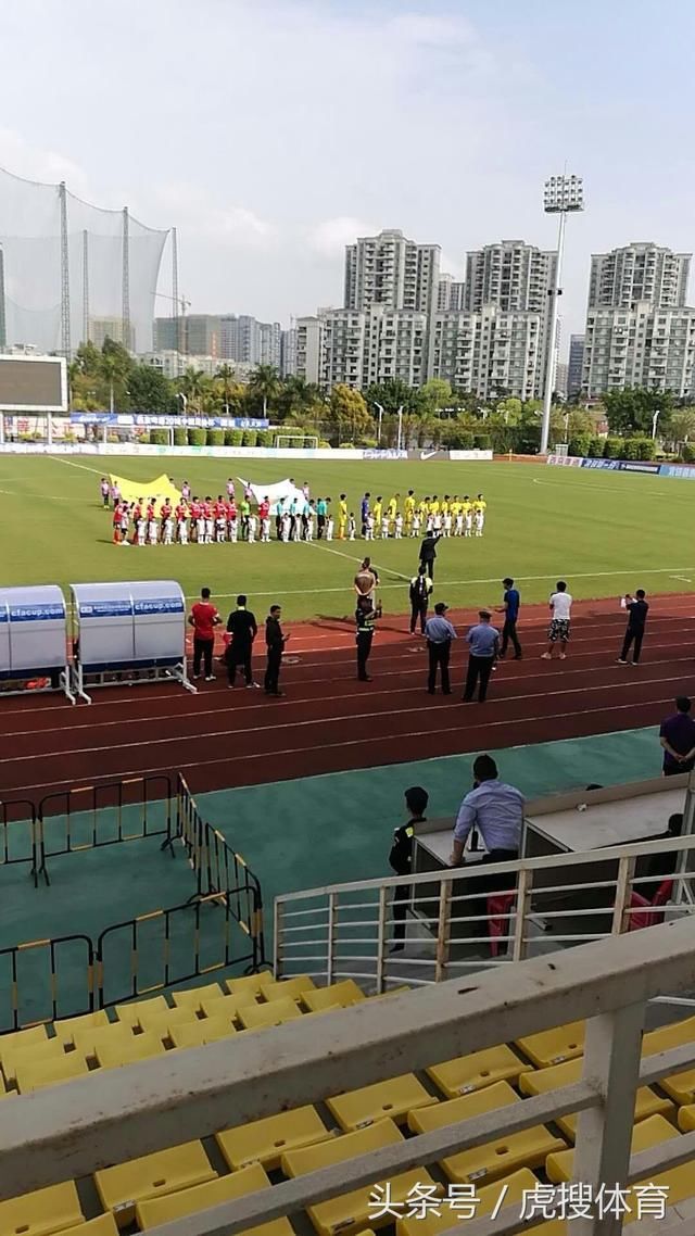 妖星出世!21岁中乙齐达内上演帽子戏法!职业生