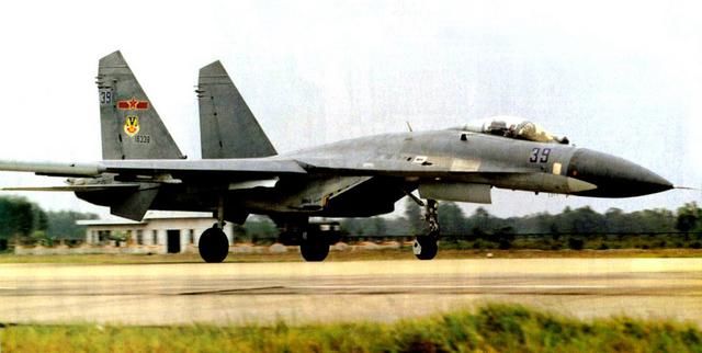 90年代中国为了购买苏27重型战斗机 曾杀光山