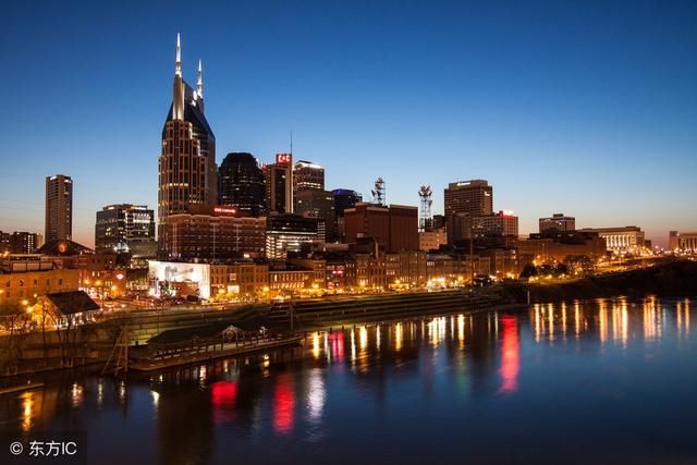 我国正在西南地区规划一条高铁,时速350km\/h,