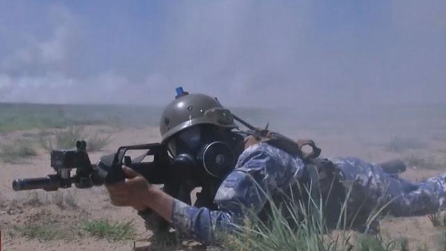 《寻踪英雄路》朱日和蓝军 《寻踪英雄路》朱日和蓝军