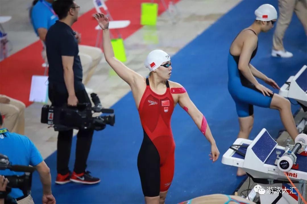 2018游泳冠军赛第一日,游向世界年度排名第一