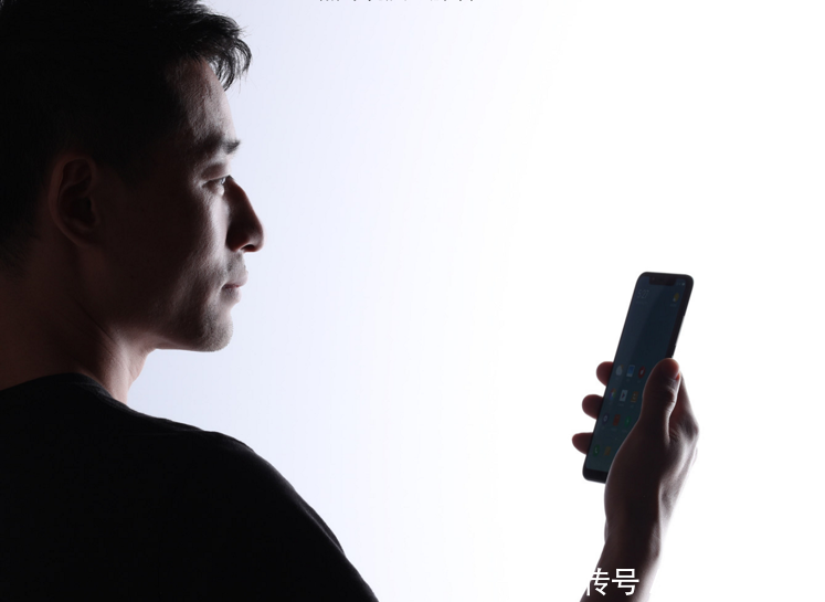 今年最像iPhoneX的国产手机,售价只有苹果的三