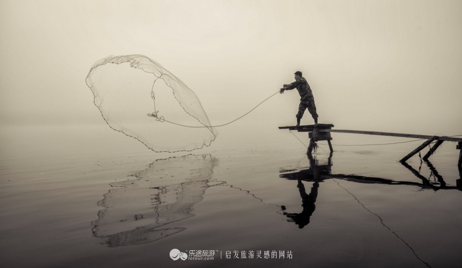 中俄边境的夏栈渔村 做一天渔妇