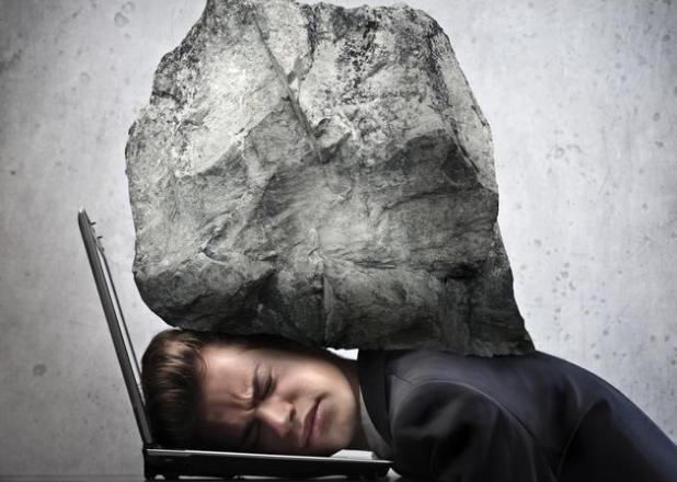 孕妇怀孕7个月喝下百草枯,一尸两命,母亲大哭