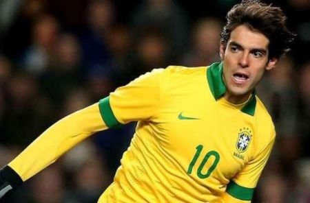 巴西历史上五大中场大师:卡卡上榜,小罗仅排第