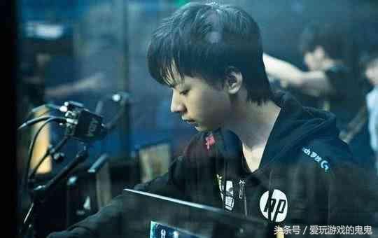 他让ADC这个位置直接消失,微笑Uzi表示:惹不