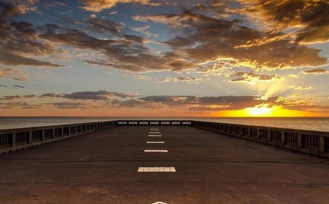 买一手房,二手房为什么要找中介?