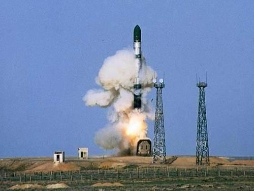 为何美国一直不和俄罗斯开战?一旦开战,这三个