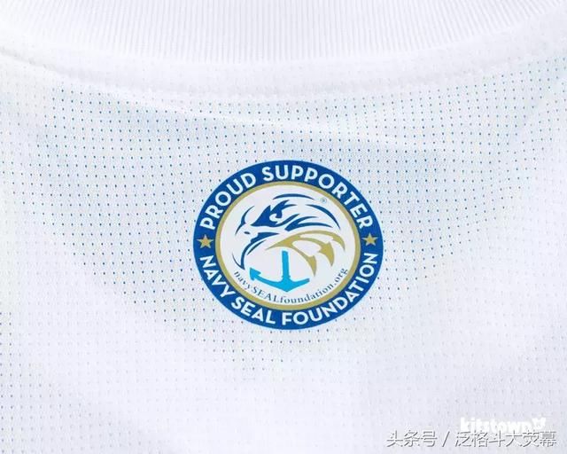 同样是赞助商打包各队球衣,中超和这联赛的差