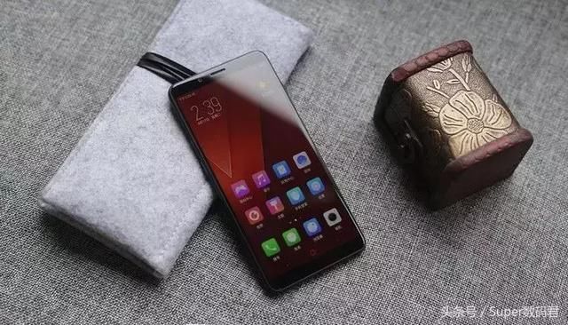 摆脱自拍恐惧症,努比亚这个型号做到了