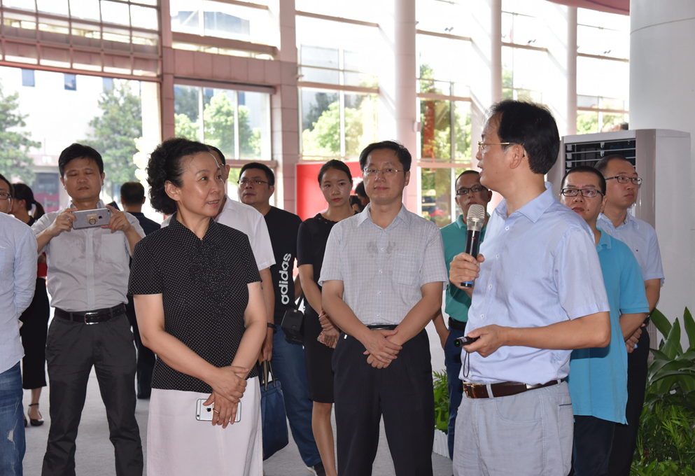 省委统战部副部长胡东风率队来区开展"传递正能量·喜迎十九大"调研