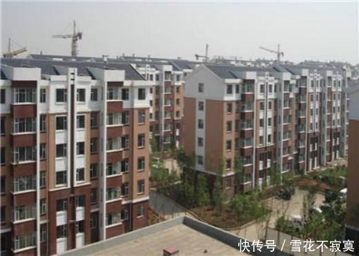 离婚后公婆给我一张银行卡,2年后儿子住院取钱