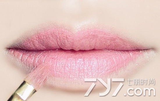 粉底液要涂嘴吗 t0181bb5bce66d3be5b.png?size=550x350
