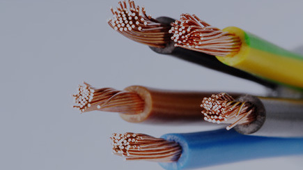电气百科：太阳能光伏电缆和普通电缆选型与区别科普