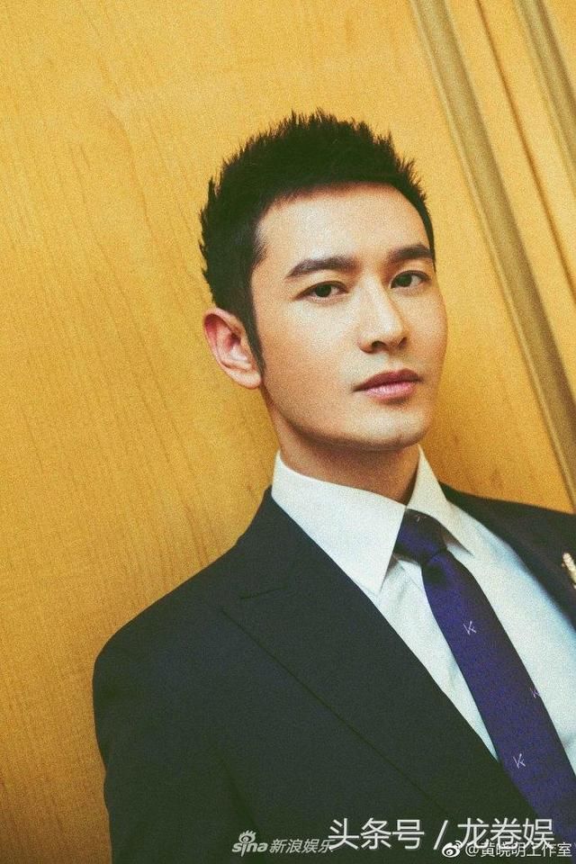 娱乐圈有三个常年戴假发男星!这头乌黑长发全