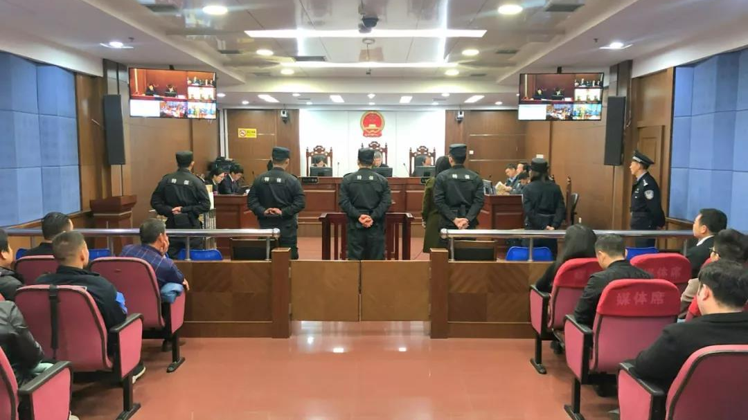 “猴子理财”6亿元非吸案开庭：主犯23岁创业靠女鞋发家 2万人被坑