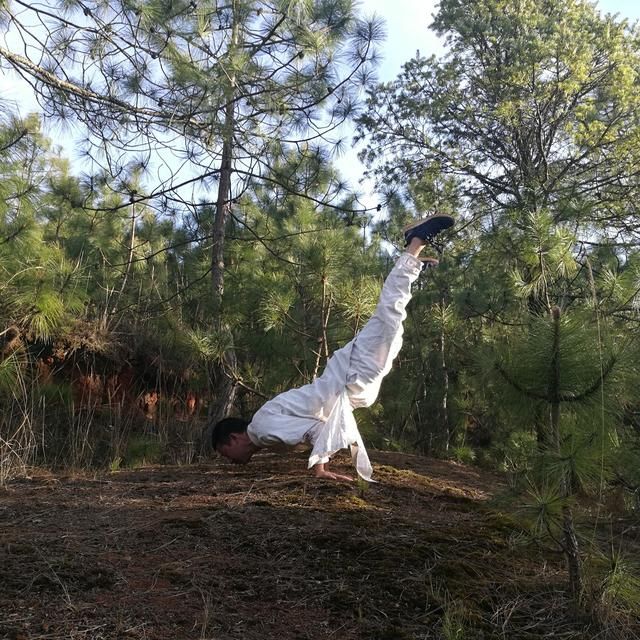 老师,潜能瑜伽嫡传弟子班能保证我成为瑜伽大