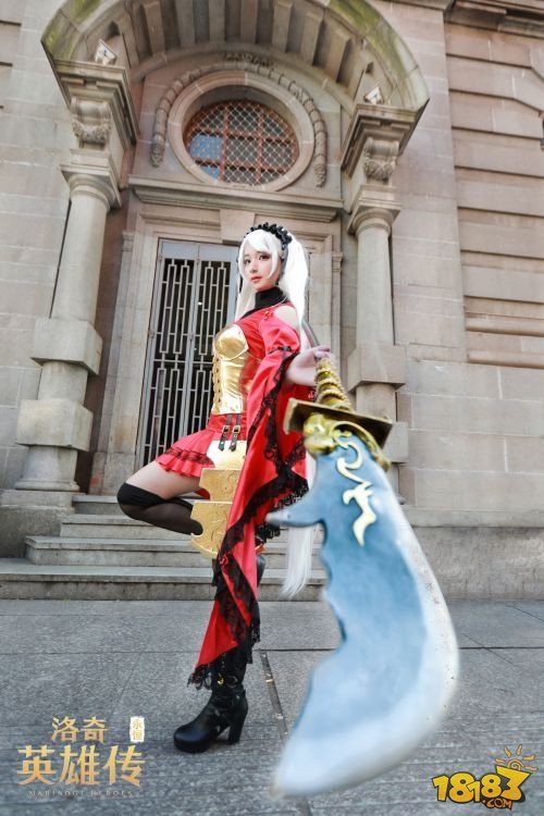 妹子无地自容 知名伪娘豪哥实力cos洛英手游琳