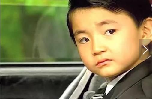 中国首位入狱童星,12岁与女粉丝玩脱衣游戏,2