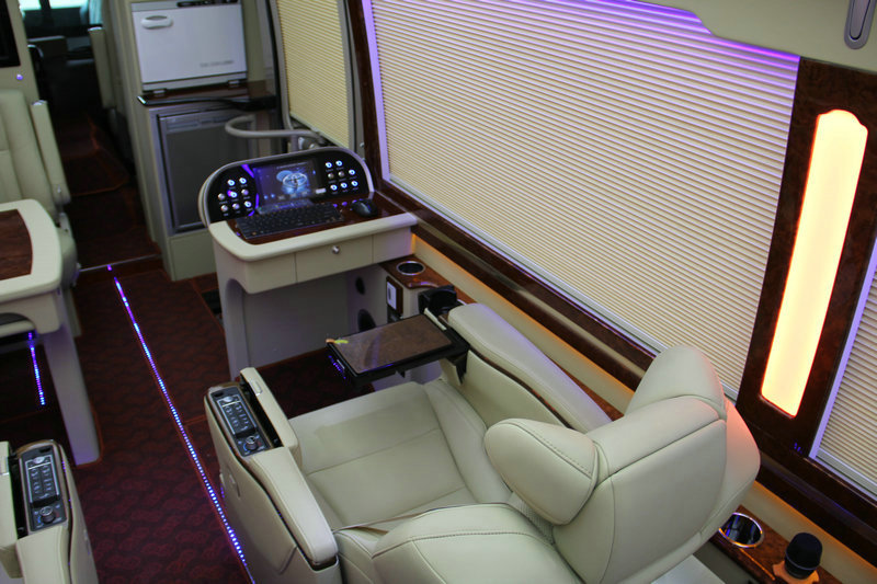 北京丰田考斯特11座价格《考斯特11座报价》