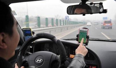 美团抽成20%多,很少看到商家骂美团,而滴滴就