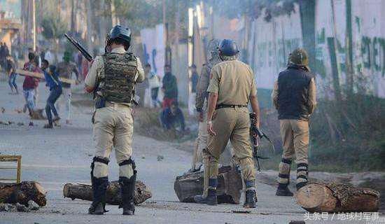 印度与巴基斯坦发生武装冲突,巴军靠中国神器