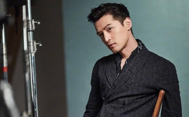 郑爽《为了你》原声受好评,不用配音的胡歌赵