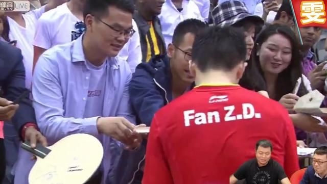 刘诗雯这个夺冠镜头,是卡塔尔公开赛最可爱的