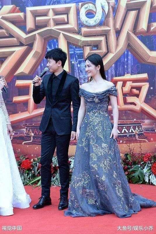 张杰不小心说出双胞胎女儿非试管, 这时谢娜又