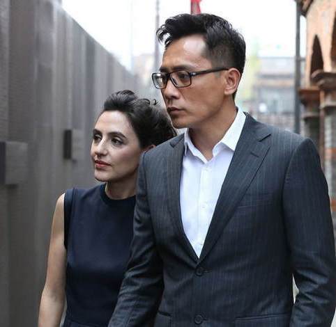 周华健与美国老婆康梓兰