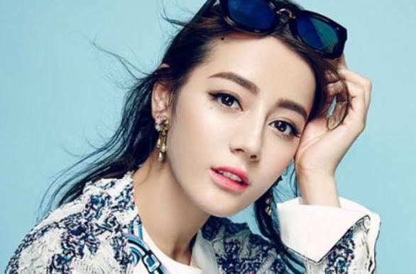 算命的说:这里的痣,1000人里面只有1人能长,长