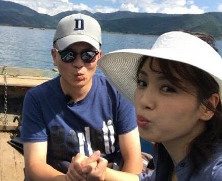 超市偶遇神秘富豪王珂和刘涛!这个小动作亮了