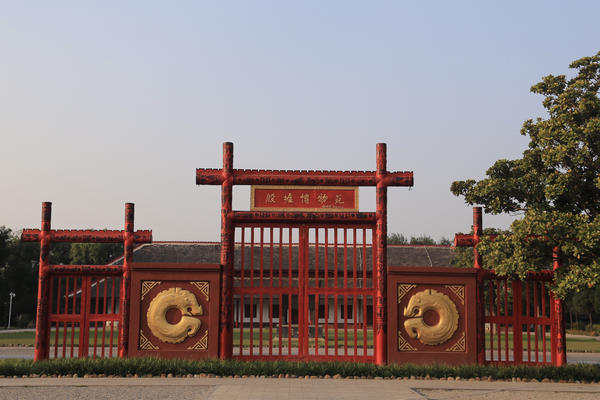 【壮丽70年·古都新风貌】一片甲骨惊天下 古韵与现代结合的大美安阳 【壮丽70年·古都新风貌】一片甲骨惊天下 古韵与现代结合的大美安阳