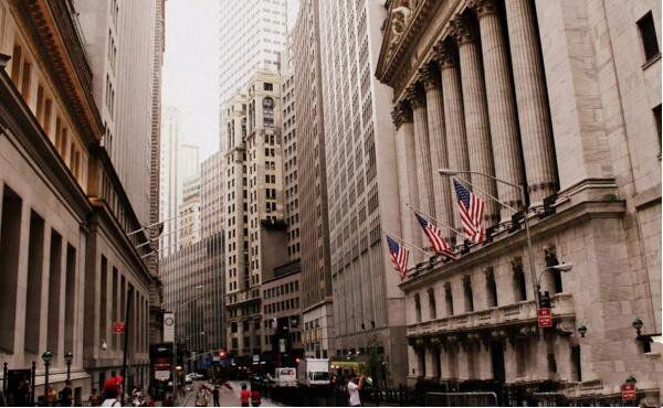 美国最大最繁华的城市是它,850万人口却创造全