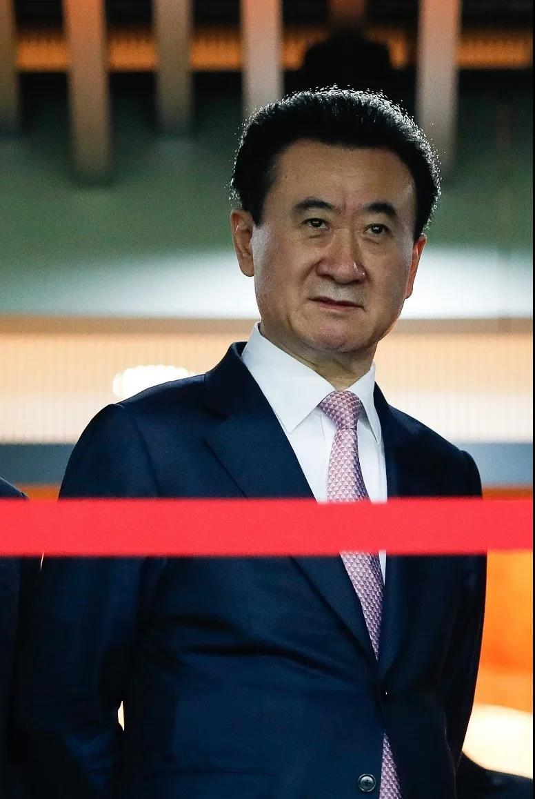 万达商管“被举报”真相调查:宋兴龙称握有2000份资料 “没什么可怕” 万达商管“被举报”真相调查:宋兴龙称握有2000份资料 “没什么可怕”