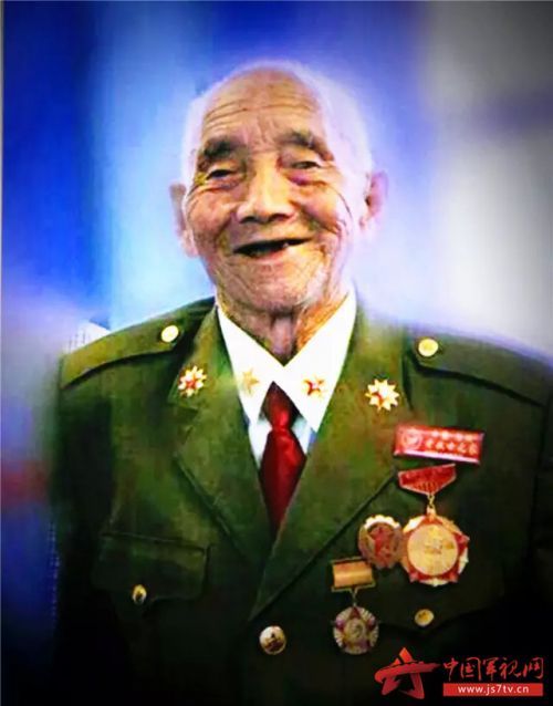 重温革命前辈事迹 感受光辉的历史