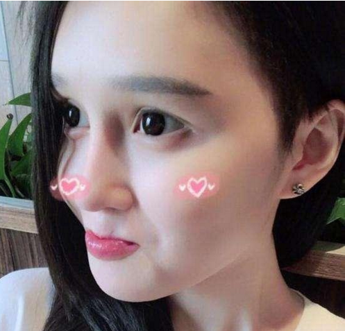 赵本山老婆终于公开亮相,可他女儿却再次刷新网友"三观"!