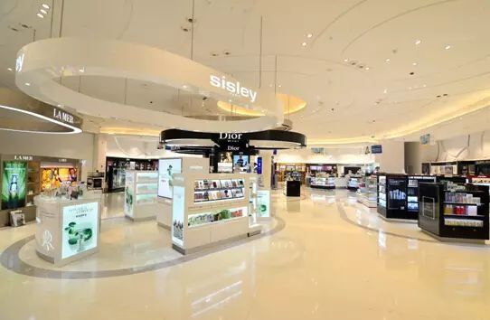 为什么中国游客都青睐泰国王权免税店?有哪些