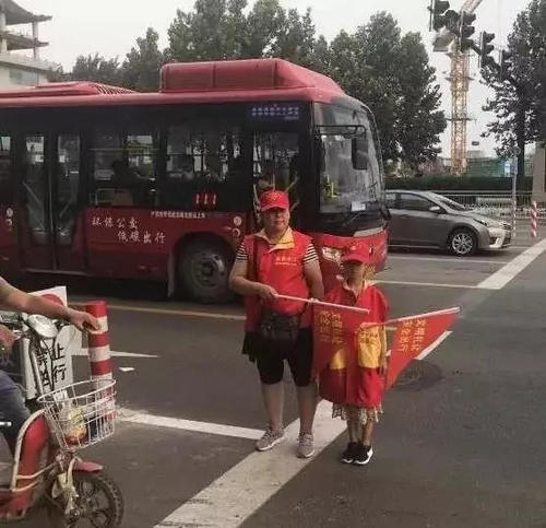 【创城进行时】邢台小红帽助力创城,感悟文明