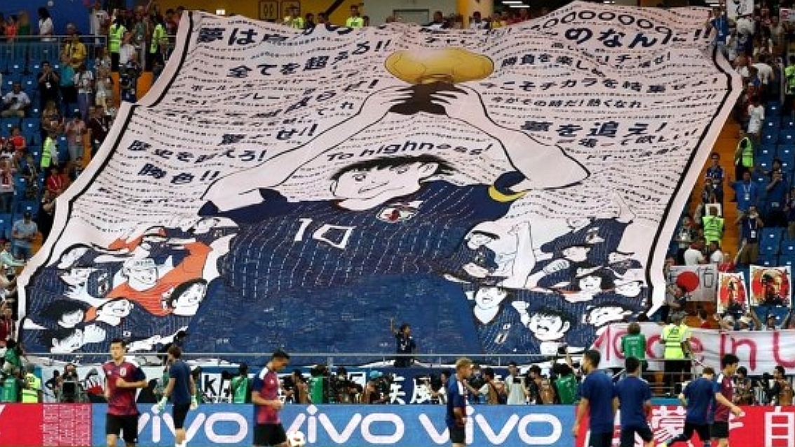 比利时上演“抗日神剧” 足球小将海报出bug 比利时上演“抗日神剧” 足球小将海报出bug