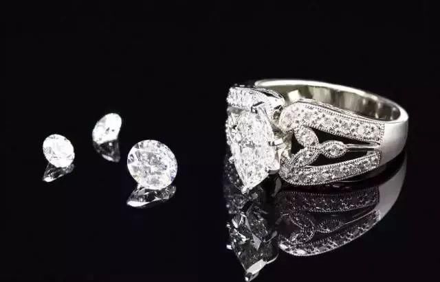 钻石升值保值空间,为何会超过黄金?