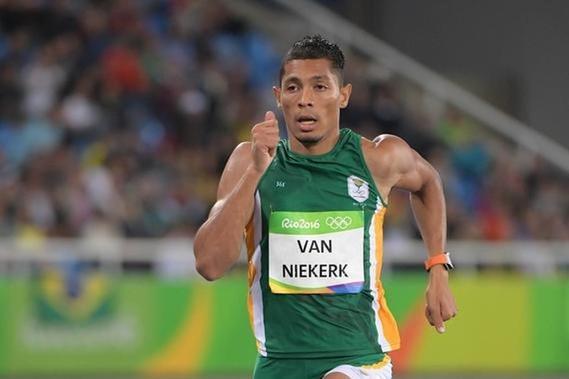 奥运男子400米决赛 南非神人范尼科尔克破纪录