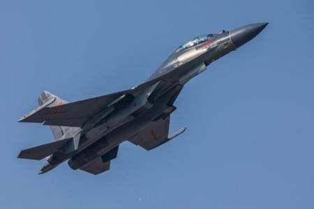 我国又一利剑出鞘!歼16将大规模列装,日本:这是