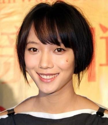 80后女星未ps衰老照曝光 杨幂佟丽娅竟一脸褶子