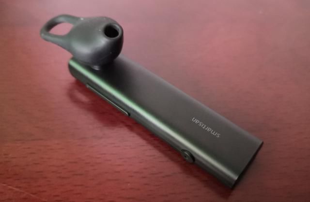 百元蓝牙耳机新宠-坚果蓝牙小黑耳机评测