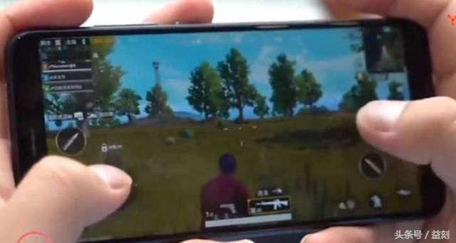 小米6X与小米8的游戏体验,好凶啊,狠起来连自