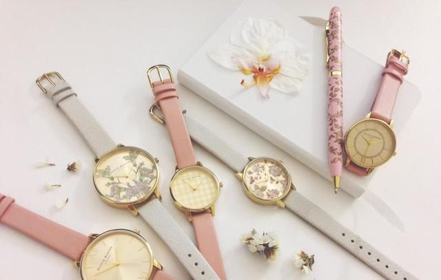 女生戴手表应遵循男左女右?选错会掉价!