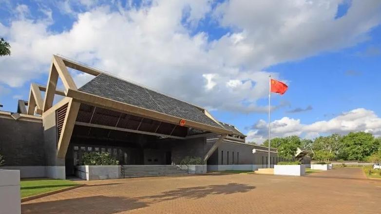 中国旅行团南非遭持枪抢劫,使馆提醒:提高安全意识_北京时间