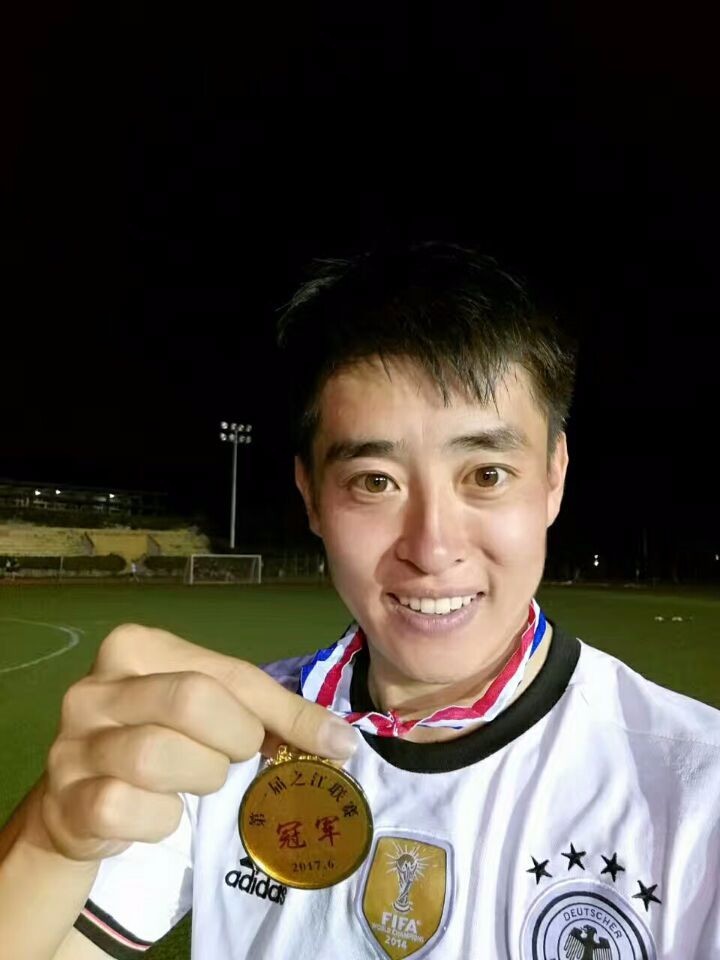 杭州富阳绿城足球俱乐部教练李大卫:孩子们必